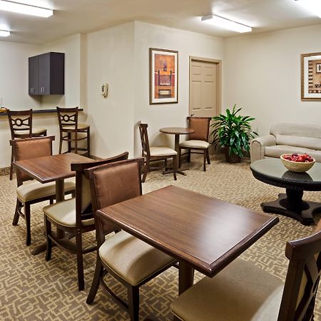 Holiday Inn Hotel & Suites Beaufort At Highway 21 By Ihg Exterior photo