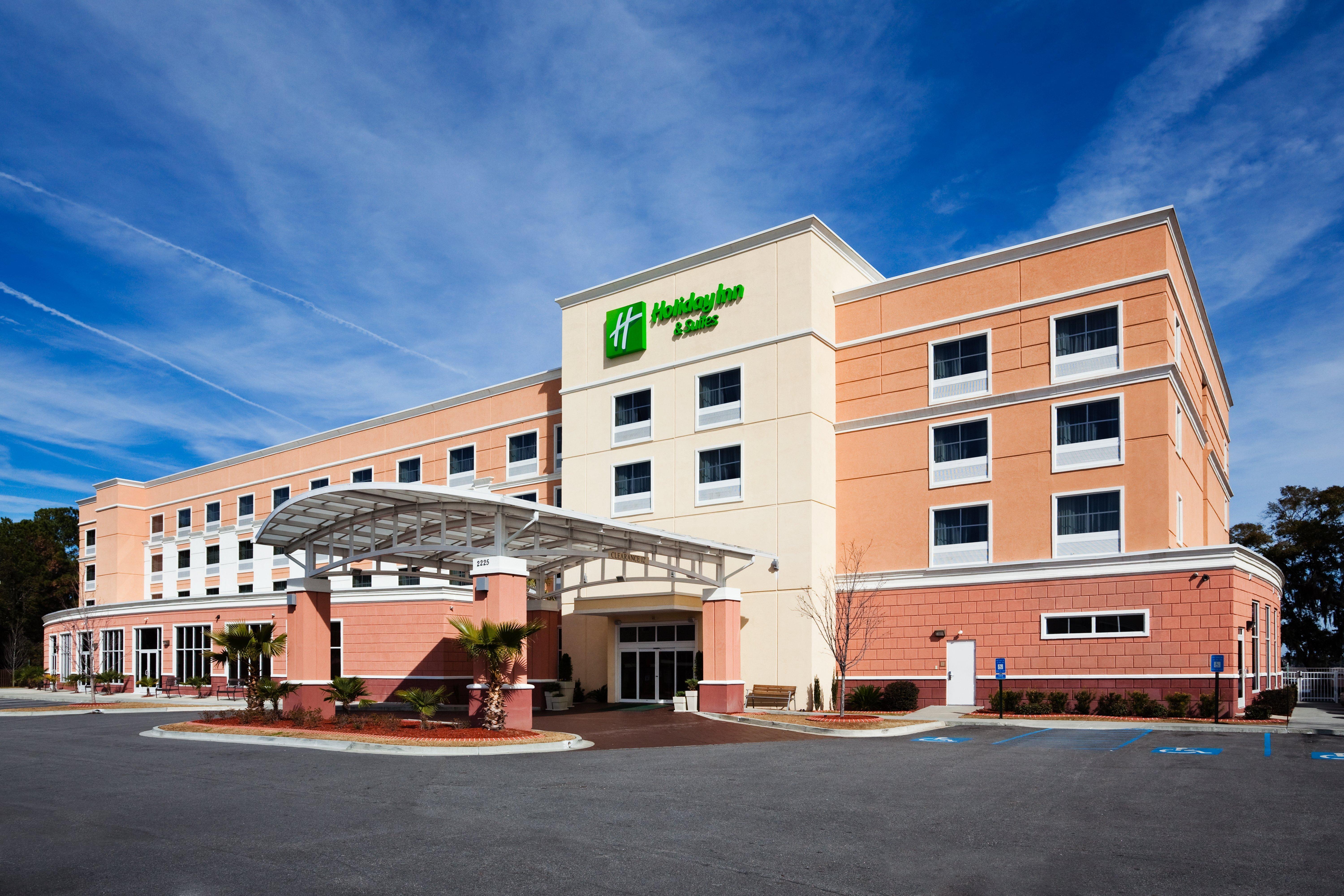 Holiday Inn Hotel & Suites Beaufort At Highway 21 By Ihg Exterior photo