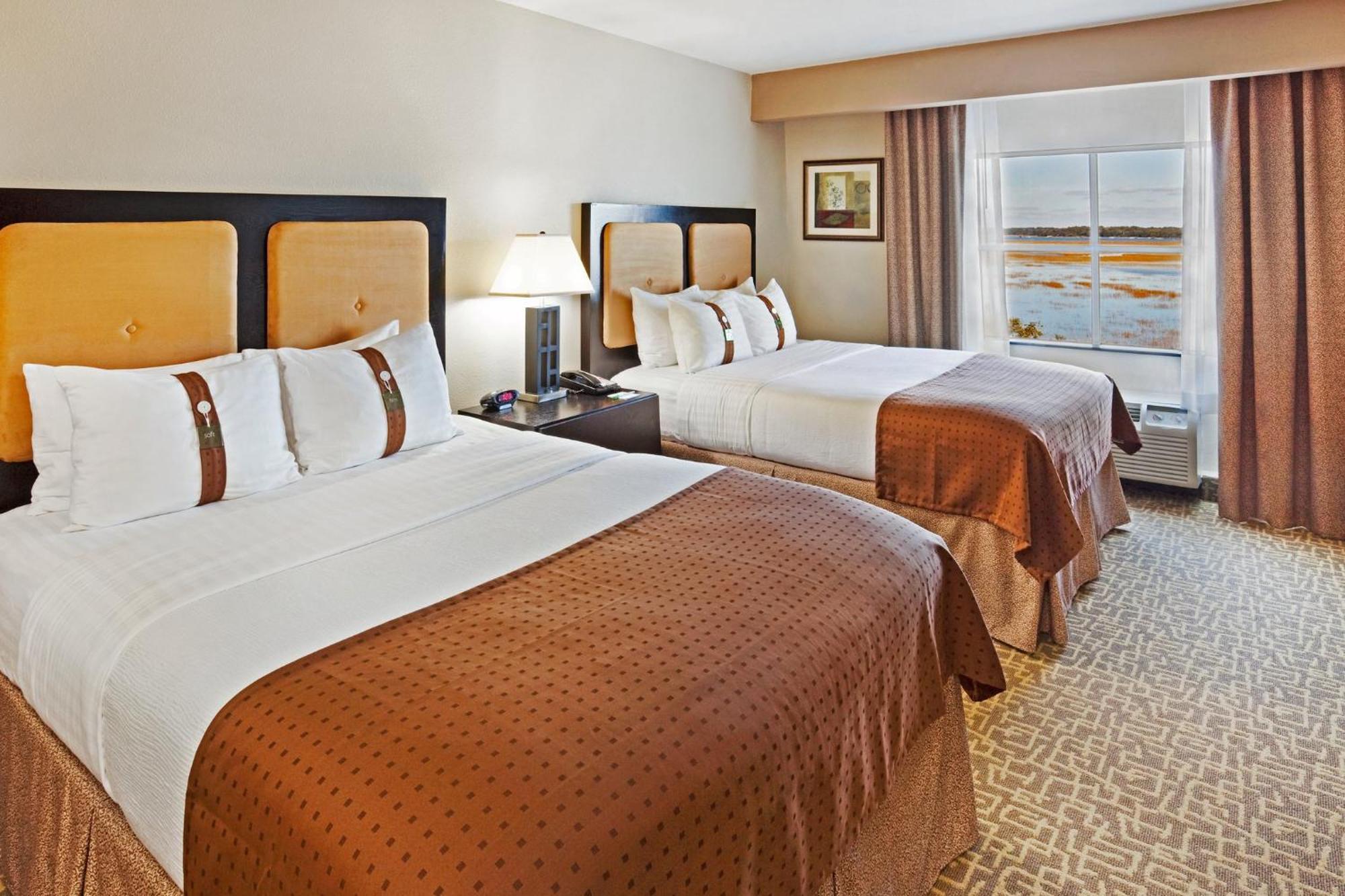 Holiday Inn Hotel & Suites Beaufort At Highway 21 By Ihg Exterior photo