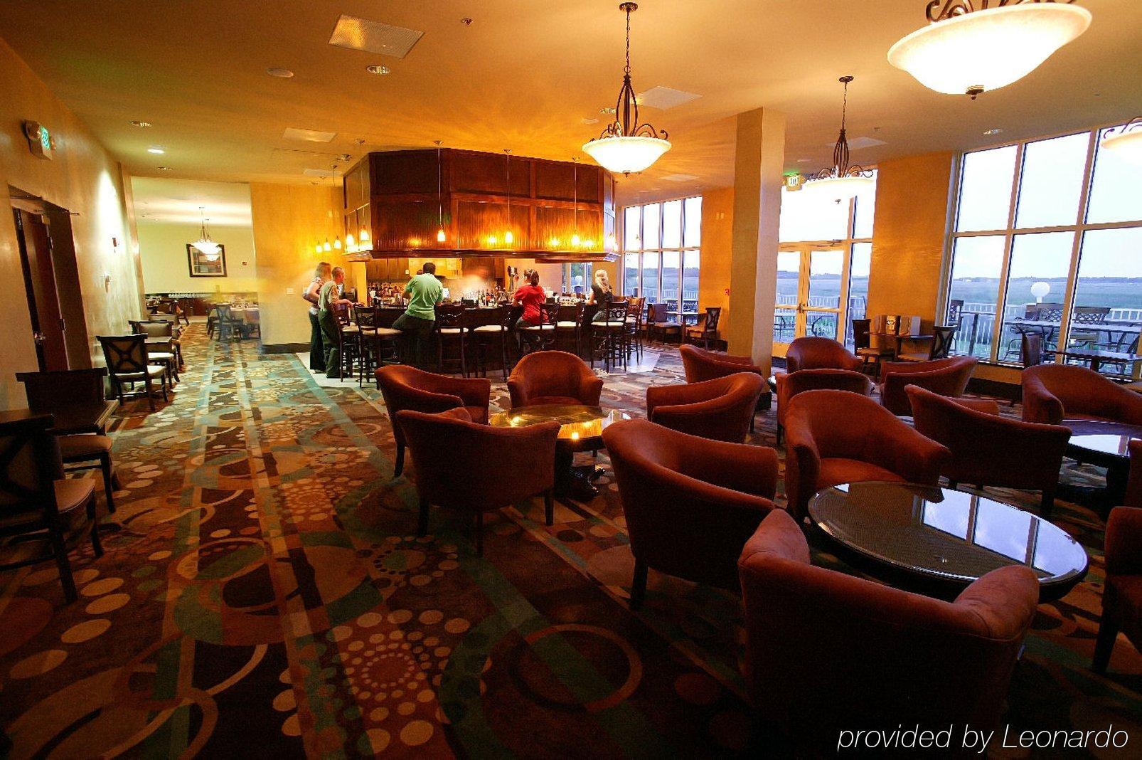 Holiday Inn Hotel & Suites Beaufort At Highway 21 By Ihg Restaurant photo